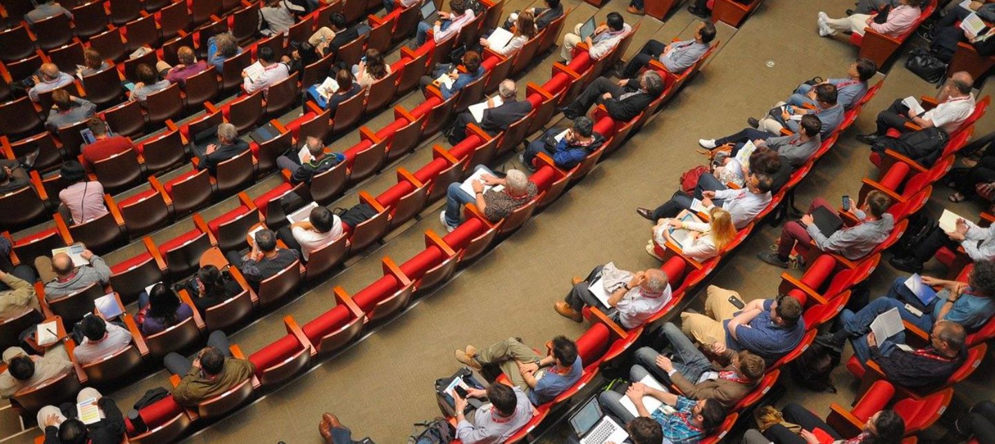 choosing-a-conference-venue-1