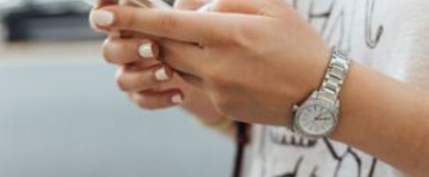 how-to-postpone-a-wedding-inline-2.jpg