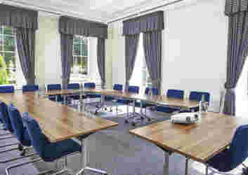 why-meetings-go-wrong-and-how-to-avoid-it-featured.jpg