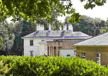 dog-friendly-hotel-nottinghamshire (1)