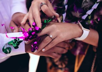 Planning-an-Engagement-Party