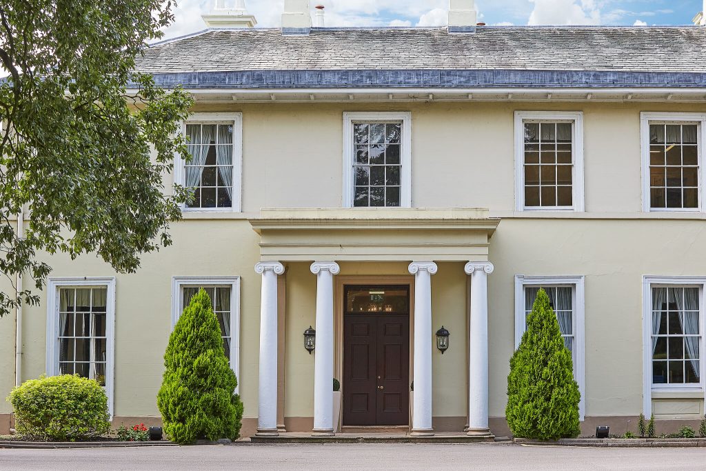 Local 4Star Hotel in Nottingham Eastwood Hall Hotel Affordable Rates