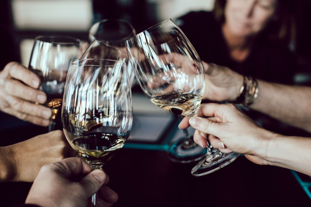 birthday-ideas-at-home-diy-pub-crawl