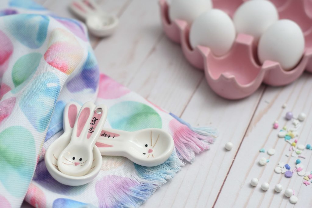 neutral easter decorations