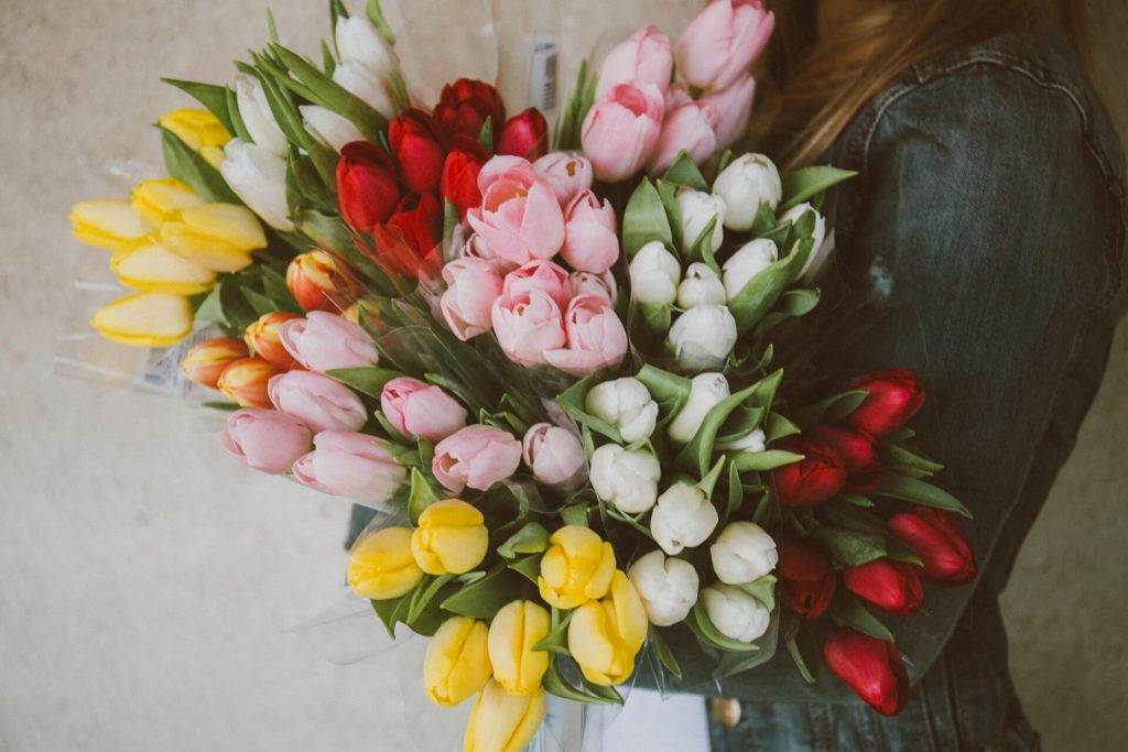 tulips wedding flowers