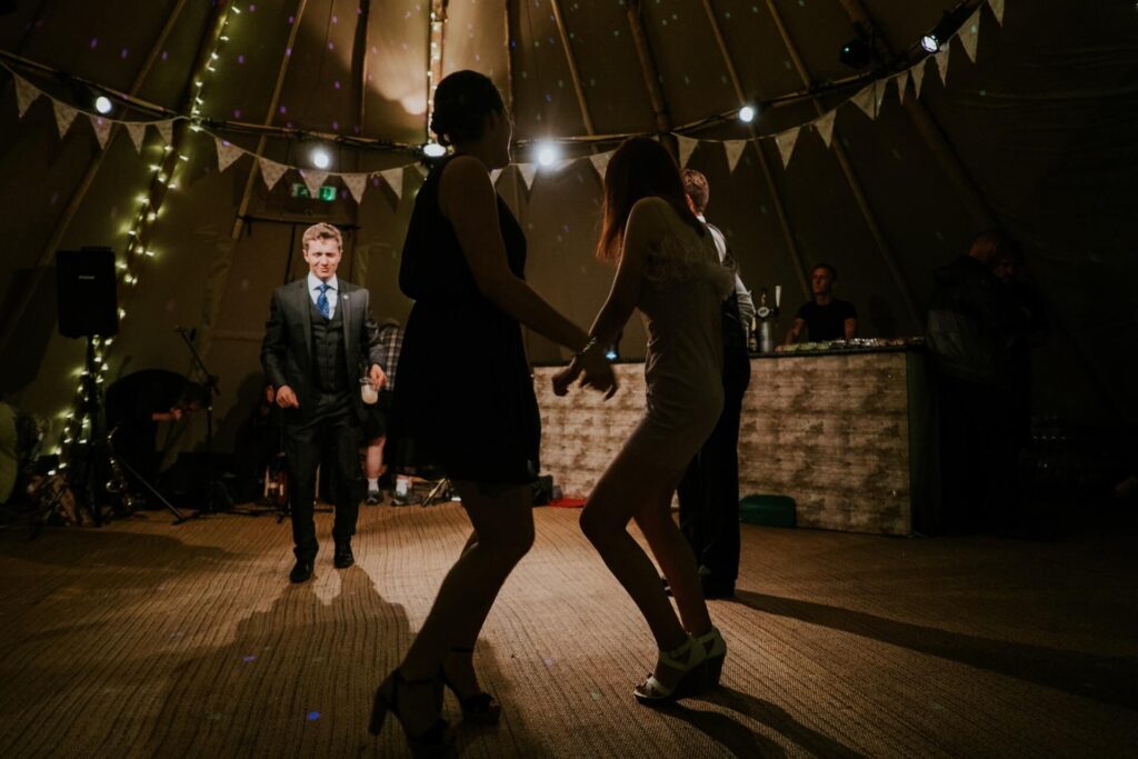 dance it out