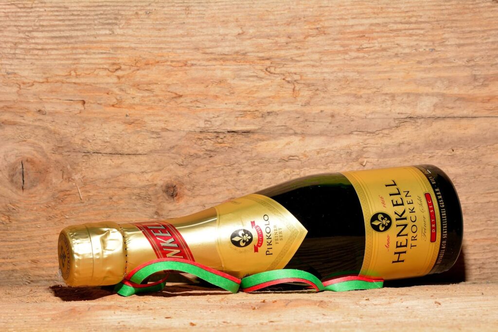 new years eve ideas champagne